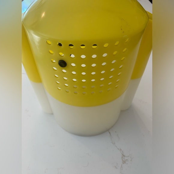 Frabill Flow-Troll Live Bait Trolling Bucket MINNOWS/SHRIMP/BAIT Made USA. - Picture 6 of 9